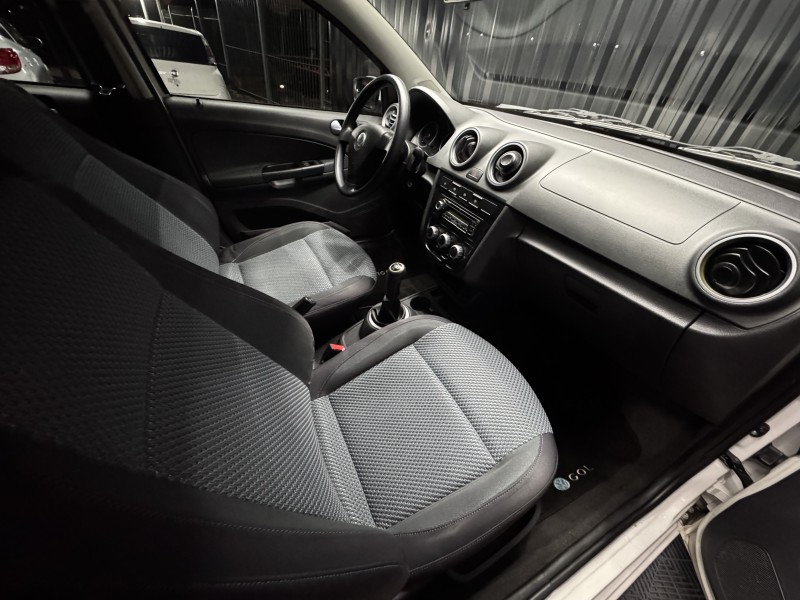 GOL 1.6 MI POWER 8V FLEX 4P MANUAL G.V - 2011 - CAXIAS DO SUL