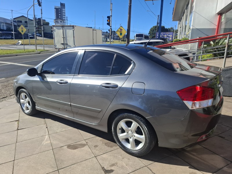 CITY 1.5 LX 16V FLEX 4P AUTOMÁTICO - 2010 - FARROUPILHA