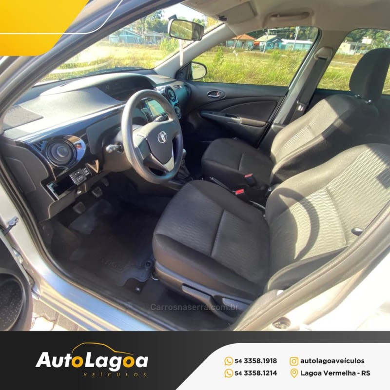 ETIOS 1.3 16V FLEX 4P MANUAL - 2017 - LAGOA VERMELHA