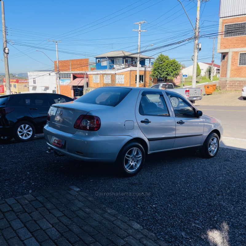 SIENA 1.0 MPI FIRE CELEBRATION 8V FLEX 4P MANUAL - 2011 - NOVO HAMBURGO