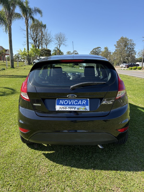 FIESTA 1.5 SE HATCH 16V FLEX 4P MANUAL - 2014 - FARROUPILHA