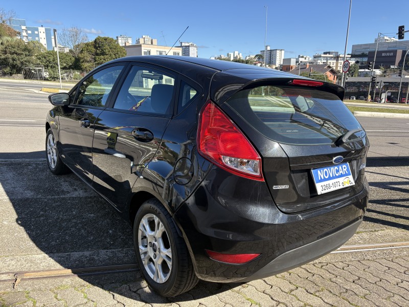 FIESTA 1.5 SE HATCH 16V FLEX 4P MANUAL - 2014 - FARROUPILHA