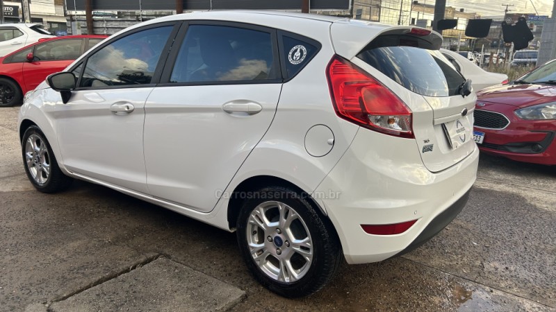 FIESTA 1.6 SE HATCH 16V FLEX 4P AUTOMÁTICO - 2014 - GRAVATAí