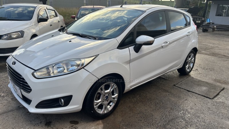 FIESTA 1.6 SE HATCH 16V FLEX 4P AUTOMÁTICO - 2014 - GRAVATAí