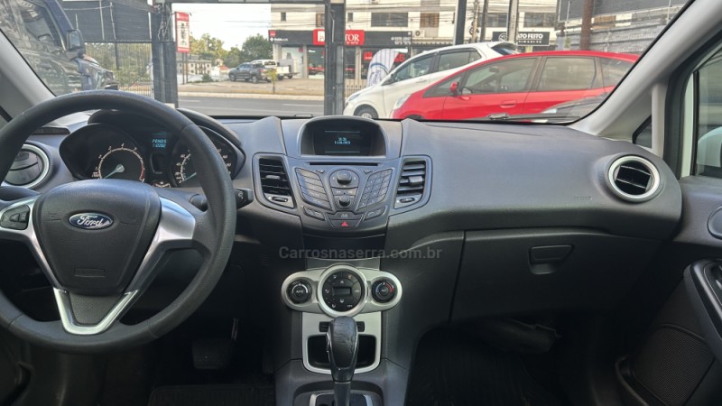 FIESTA 1.6 SE HATCH 16V FLEX 4P AUTOMÁTICO - 2014 - GRAVATAí