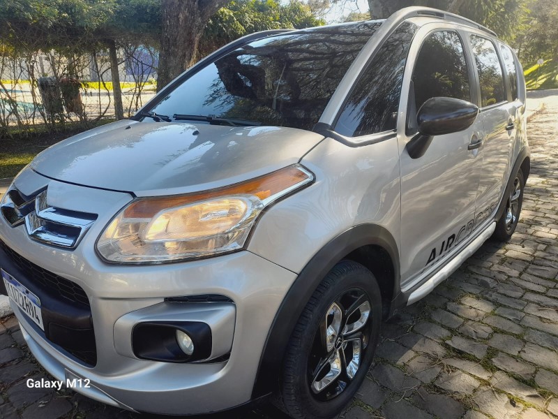 C3 AIRCROSS 1.6 GLX 16V FLEX 4P MANUAL - 2014 - FARROUPILHA