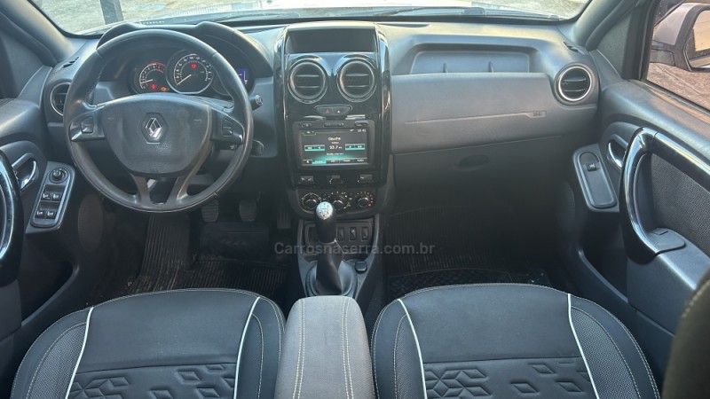 OROCH 1.6 16V DYNAMIQUE FLEX 4P MANUAL - 2016 - GRAVATAí