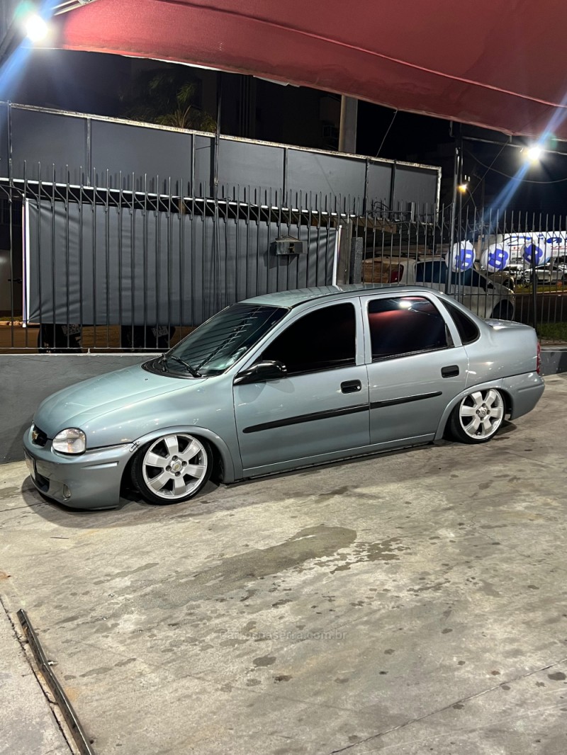 corsa 1.0 mpfi classic sedan 8v gasolina 4p manual 2003 novo hamburgo