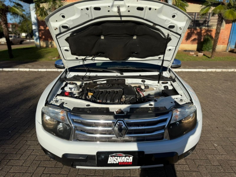DUSTER 2.0 DYNAMIQUE 4X4 16V FLEX 4P MANUAL - 2015 - BROCHIER