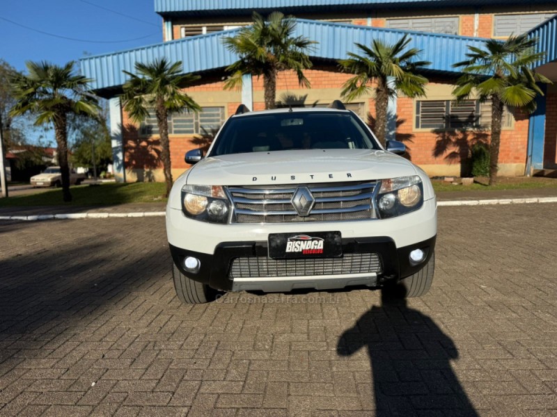DUSTER 2.0 DYNAMIQUE 4X4 16V FLEX 4P MANUAL - 2015 - BROCHIER