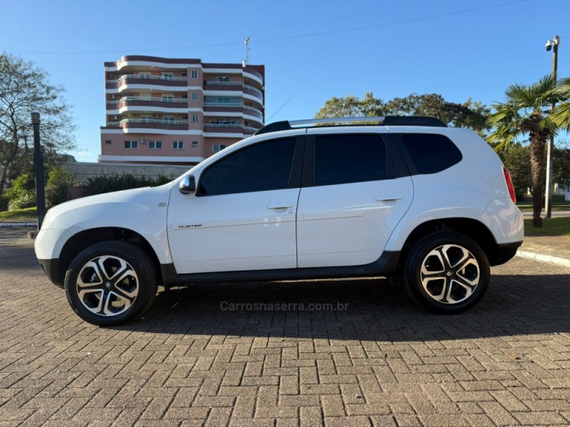DUSTER 2.0 DYNAMIQUE 4X4 16V FLEX 4P MANUAL - 2015 - BROCHIER