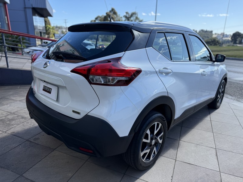 KICKS 1.6 SPECIAL EDITION 16V FLEXSTART 4P XTRONIC - 2020 - FARROUPILHA