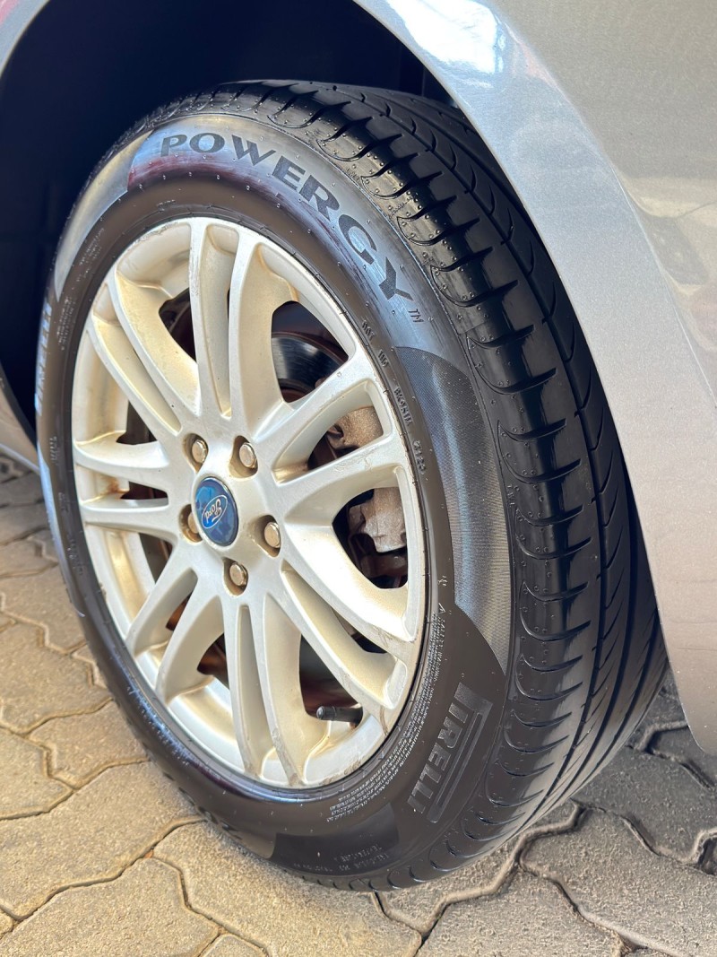 FOCUS 2.0 GLX SEDAN 16V FLEX 4P AUTOMÁTICO - 2012 - CAXIAS DO SUL