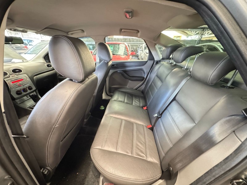 FOCUS 2.0 GLX SEDAN 16V FLEX 4P AUTOMÁTICO - 2012 - CAXIAS DO SUL