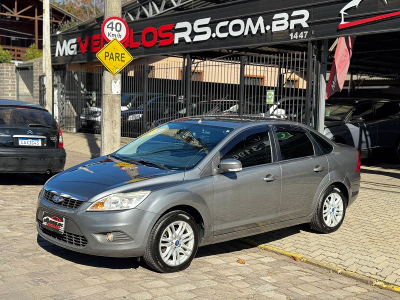 focus 2.0 glx sedan 16v flex 4p automatico 2012 caxias do sul