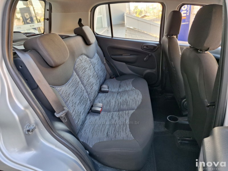 UNO 1.0 EVO ATTRACTIVE 8V FLEX 4P MANUAL - 2016 - NOVO HAMBURGO