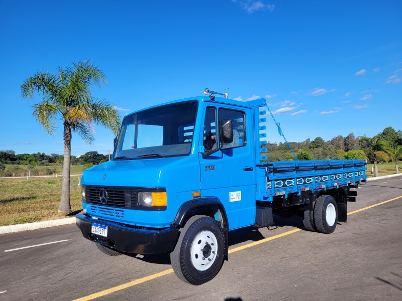 710  - 2000 - CARLOS BARBOSA