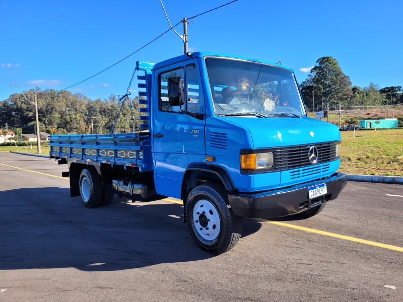 710  - 2000 - CARLOS BARBOSA