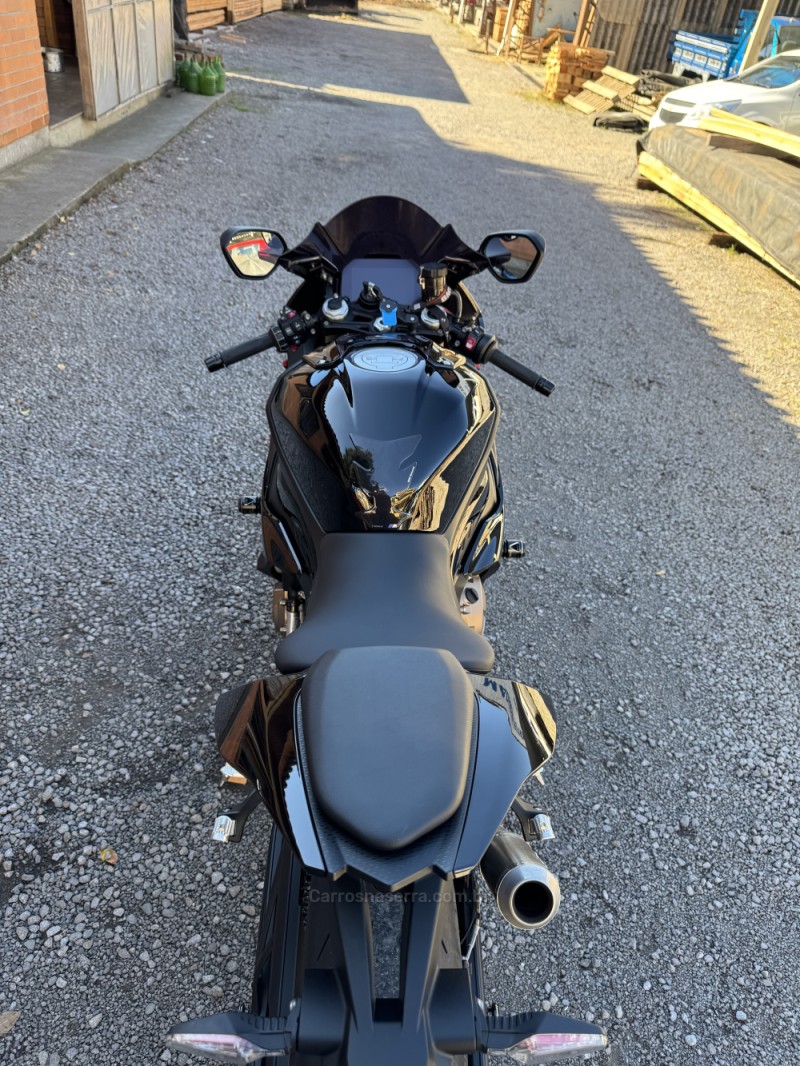 S 1000 RR - 2022 - GARIBALDI