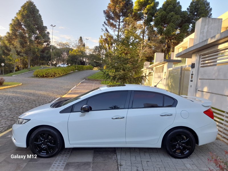 CIVIC 2.0 EXR 16V FLEX 4P AUTOMÁTICO - 2014 - FARROUPILHA
