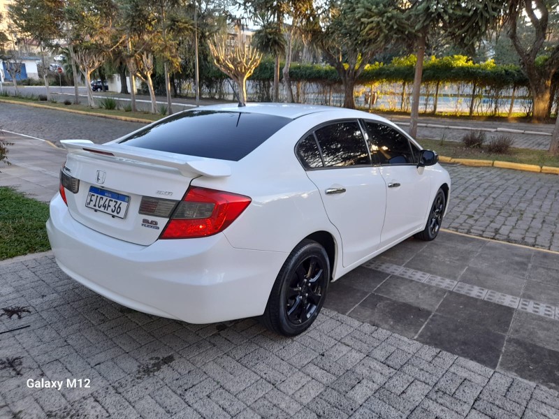 CIVIC 2.0 EXR 16V FLEX 4P AUTOMÁTICO - 2014 - FARROUPILHA