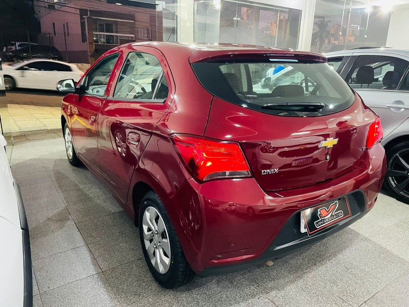 ONIX 1.0 LT PLUS 8V FLEX 4P MANUAL - 2018 - CAXIAS DO SUL