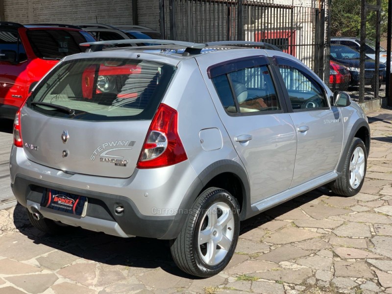 SANDERO 1.6 STEPWAY 16V FLEX 4P MANUAL - 2010 - CAXIAS DO SUL
