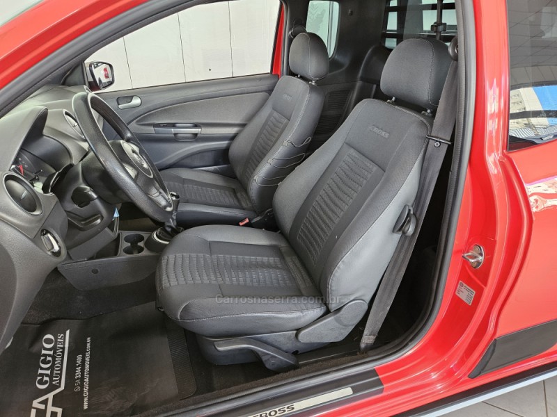 SAVEIRO 1.6 CROSS CE 8V FLEX 2P MANUAL - 2014 - TAPEJARA