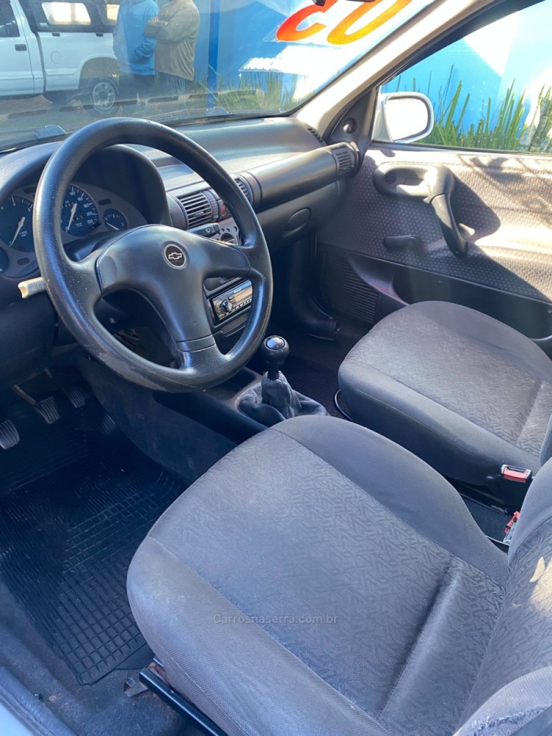 CORSA 1.0 MPFI CLASSIC SEDAN 8V GASOLINA 4P MANUAL - 2003 - CANELA