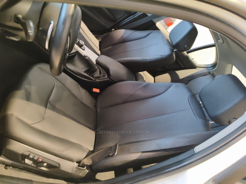 320I 2.0 16V TURBO ACTIVE FLEX 4P AUTOMÁTICO - 2015 - ERECHIM