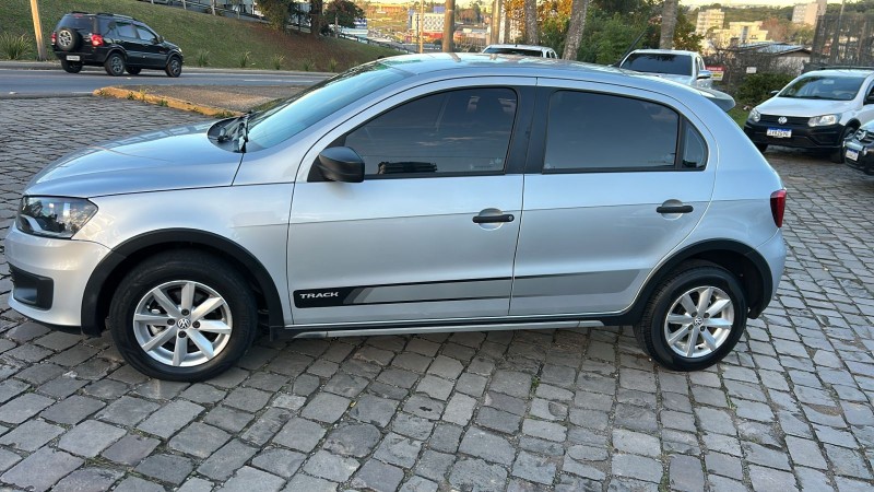 GOL 1.0 MI TRACK 8V FLEX 4P MANUAL - 2014 - FARROUPILHA