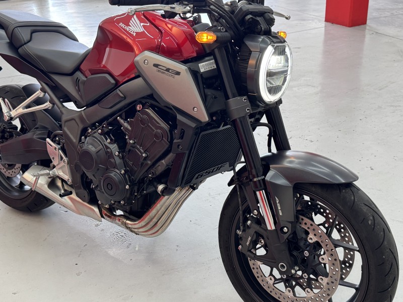 CB 650R  - 2024 - CAXIAS DO SUL