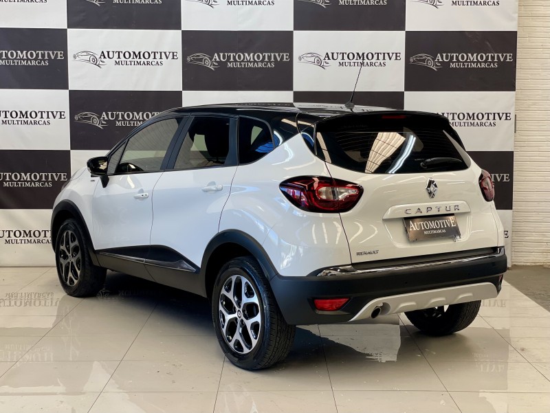 CAPTUR 1.6 16V INTENSE BOSE FLEX 4P AUTOMÁTICO - 2021 - CAXIAS DO SUL
