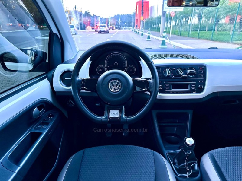 UP 1.0 TSI CROSS 12V FLEX 4P MANUAL - 2017 - ESTâNCIA VELHA