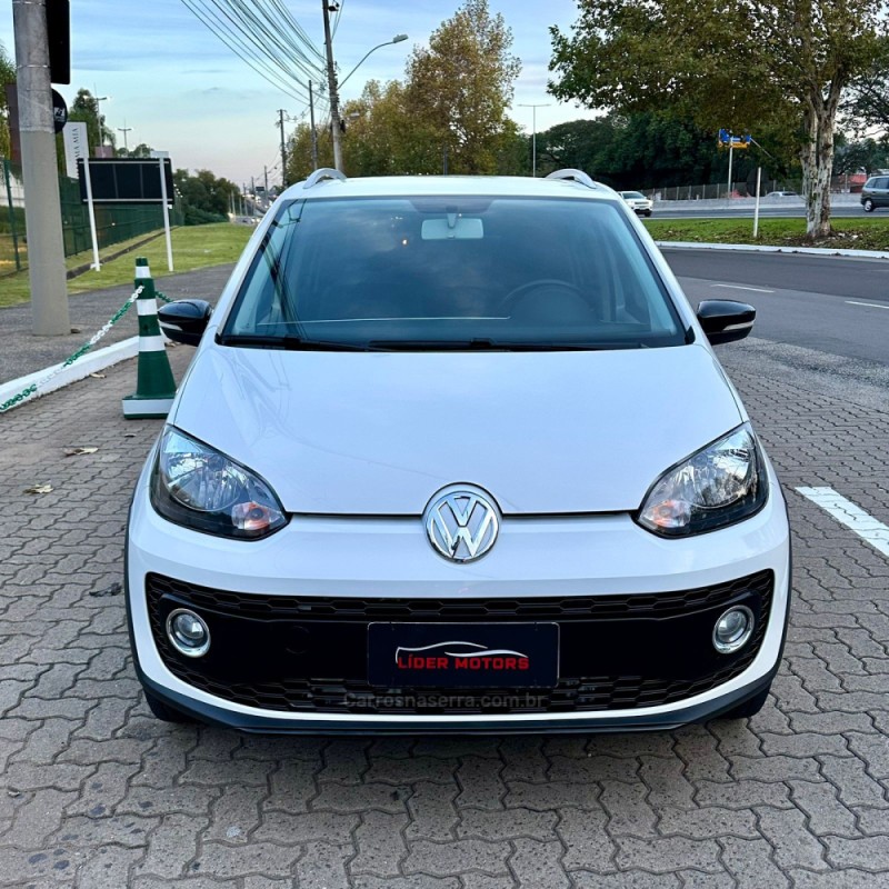 UP 1.0 TSI CROSS 12V FLEX 4P MANUAL - 2017 - ESTâNCIA VELHA