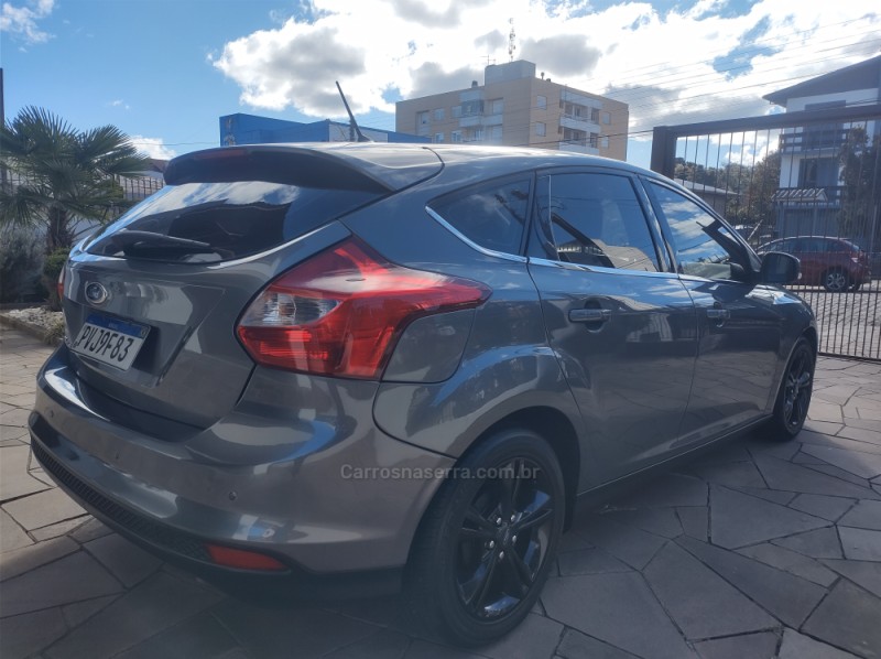 FOCUS 1.6 SE 16V FLEX 4P MANUAL - 2015 - CAXIAS DO SUL