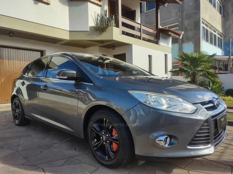 FOCUS 1.6 SE 16V FLEX 4P MANUAL - 2015 - CAXIAS DO SUL