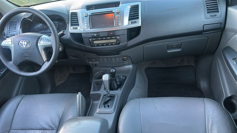 HILUX 3.0 SRV 4X4 CD 16V TURBO INTERCOOLER DIESEL 4P AUTOMÁTICO - 2014 - FARROUPILHA