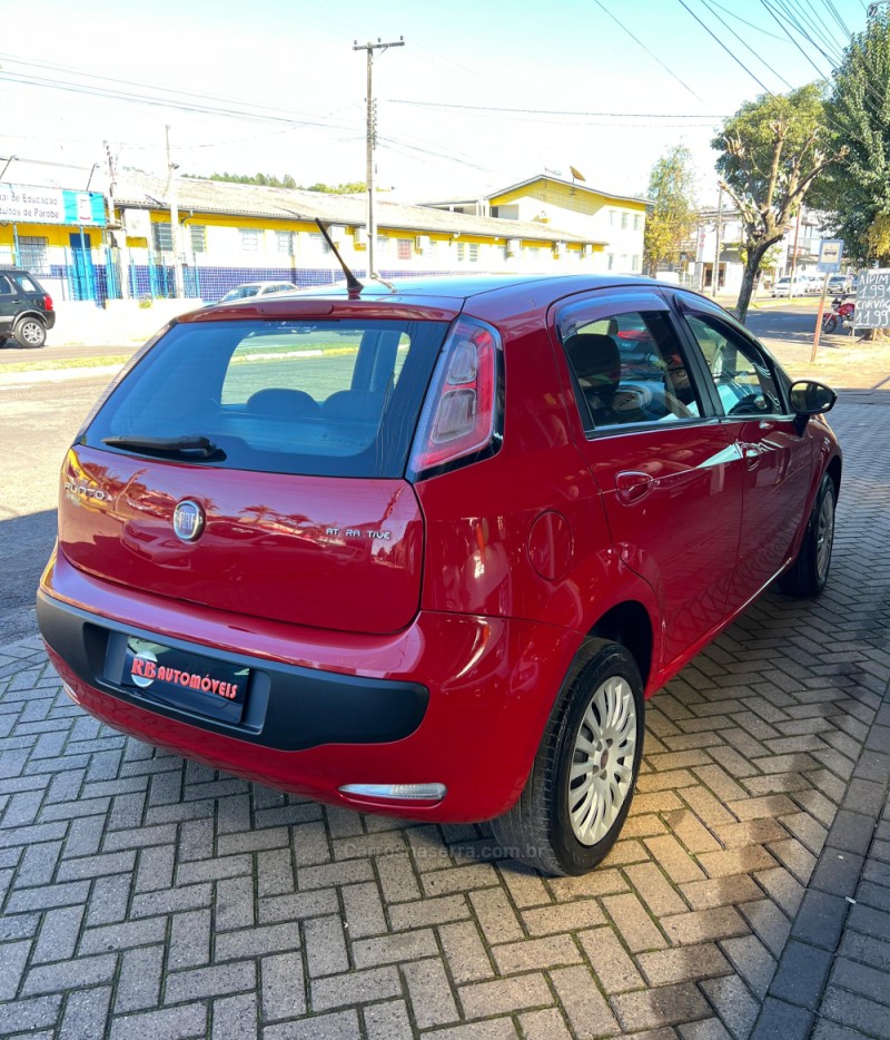 PUNTO 1.4 ATTRACTIVE 8V FLEX 4P MANUAL - 2013 - PAROBé