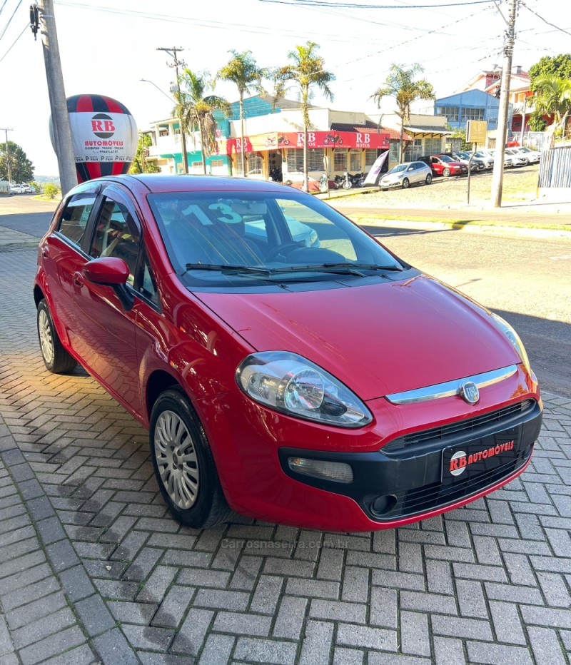 PUNTO 1.4 ATTRACTIVE 8V FLEX 4P MANUAL - 2013 - PAROBé
