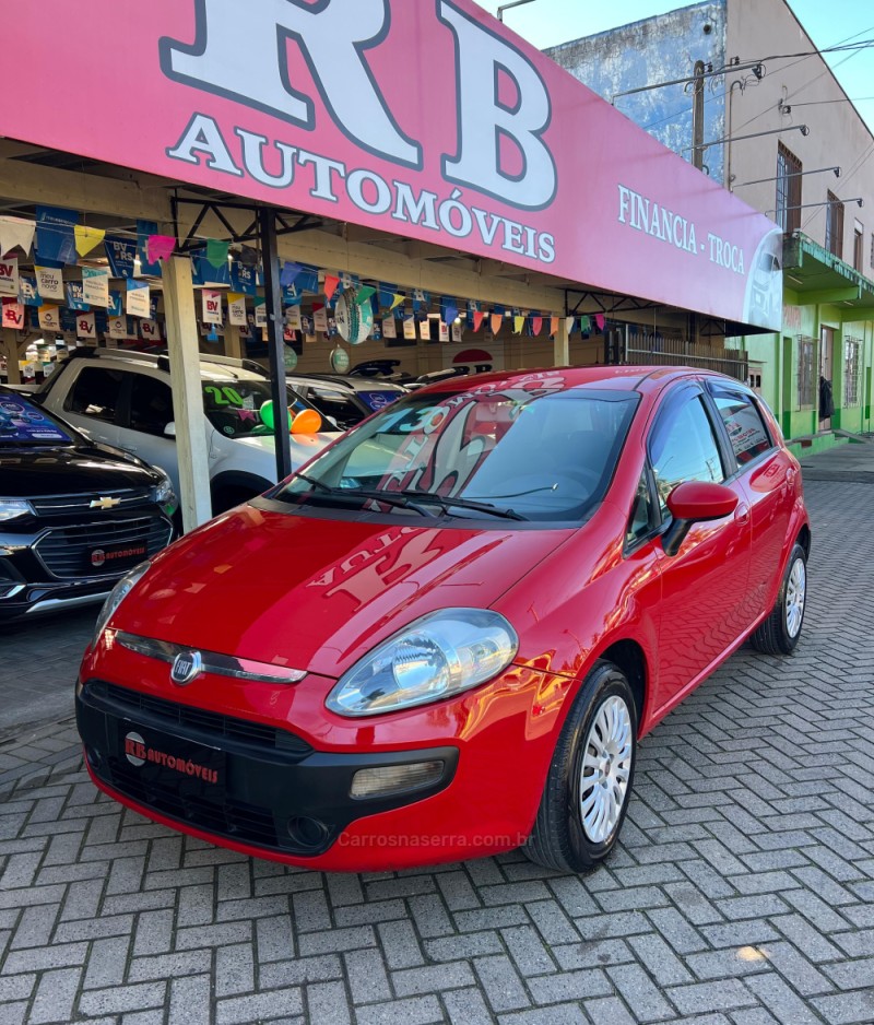 PUNTO 1.4 ATTRACTIVE 8V FLEX 4P MANUAL - 2013 - PAROBé
