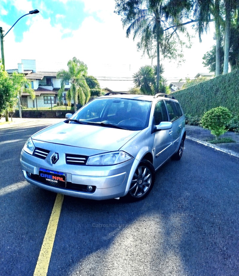 MÉGANE 1.6 DYNAMIQUE GRAND TOUR 16V FLEX 4P MANUAL - 2012 - CAMPO BOM