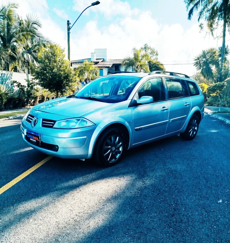 MÉGANE 1.6 DYNAMIQUE GRAND TOUR 16V FLEX 4P MANUAL - 2012 - CAMPO BOM