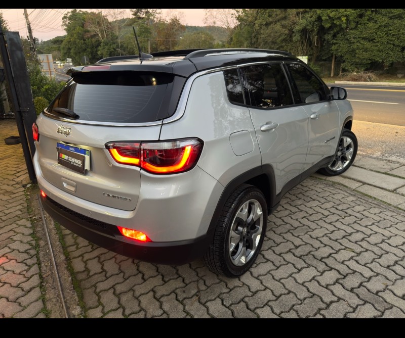 COMPASS 2.0 16V FLEX LIMITED AUTOMÁTICO - 2017 - NOVA PETRóPOLIS