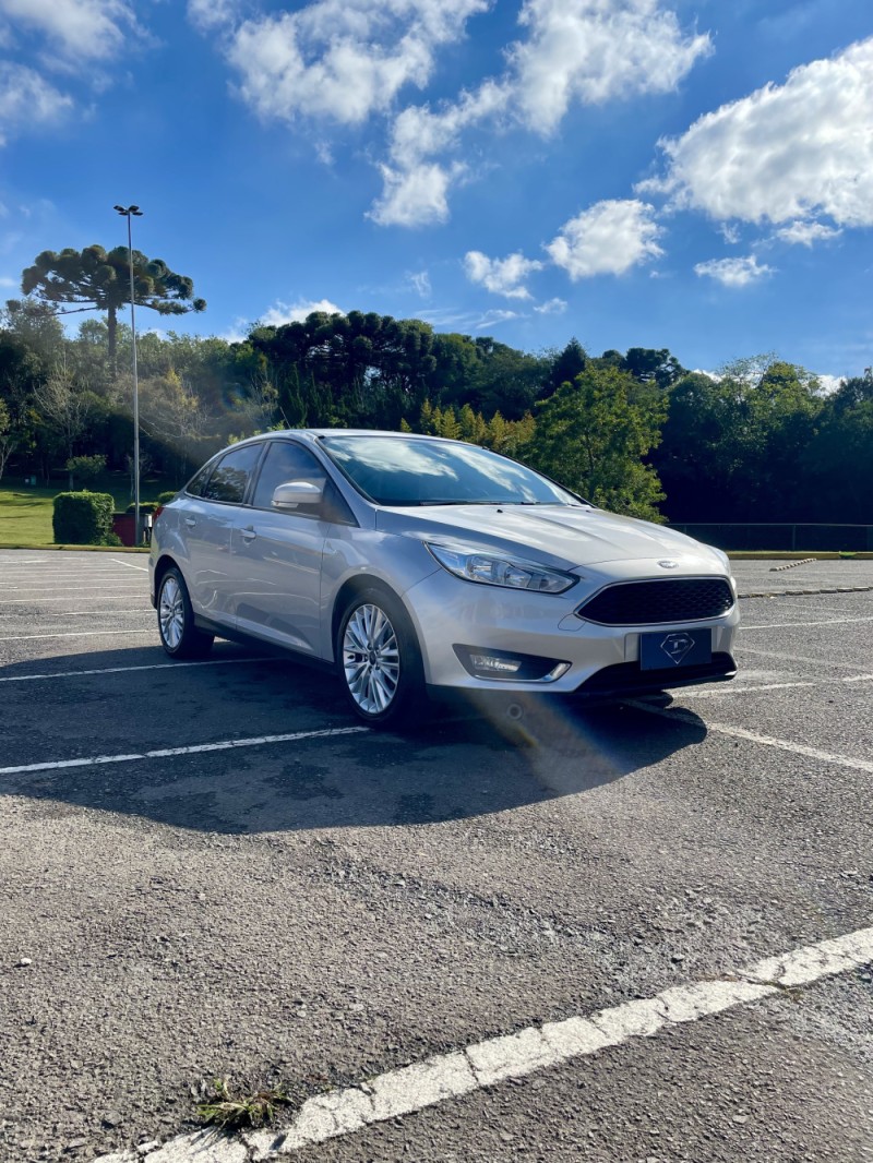 focus 2.0 se plus 16v flex 4p automatico 2018 caxias do sul