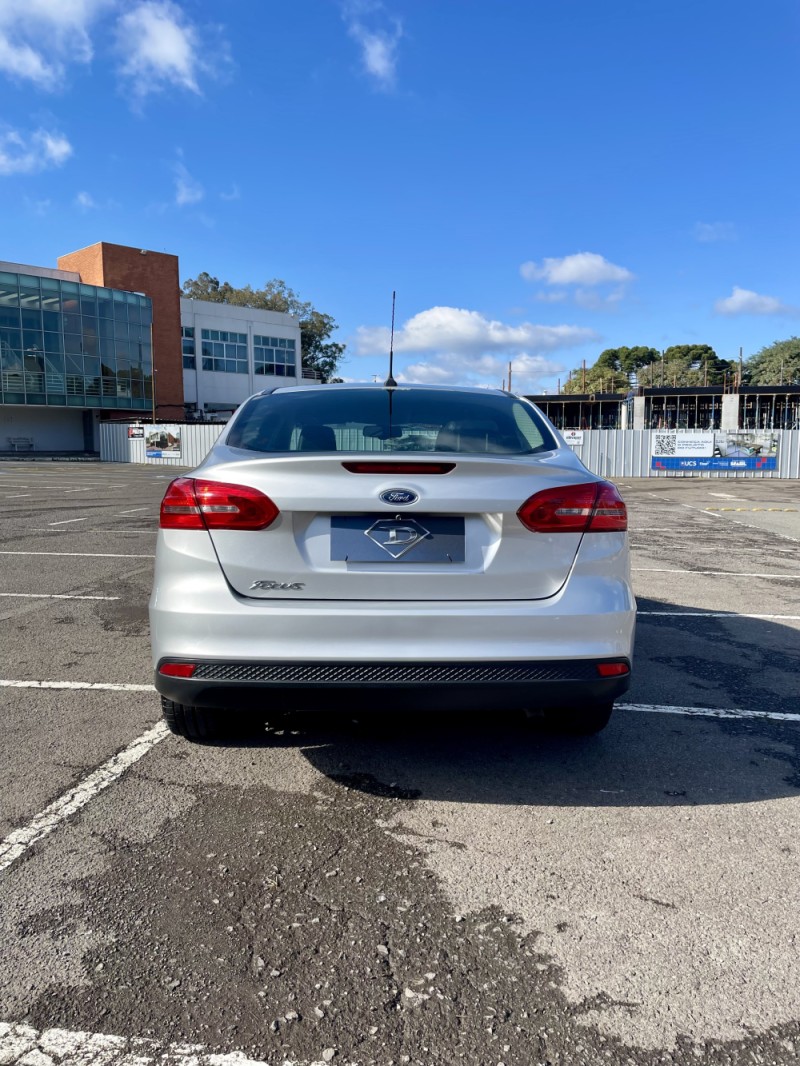 FOCUS 2.0 SE PLUS 16V FLEX 4P AUTOMÁTICO - 2018 - CAXIAS DO SUL