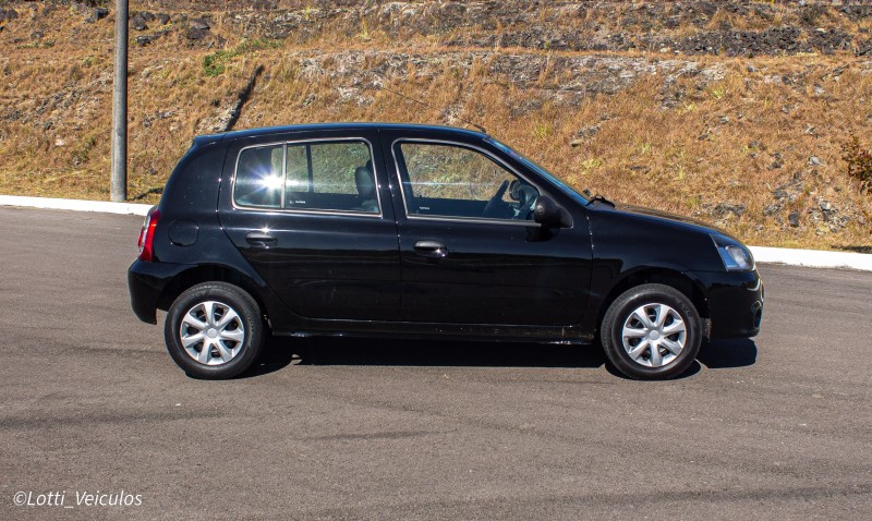 CLIO 1.0 EXPRESSION 16V GASOLINA 4P MANUAL - 2015 - FARROUPILHA