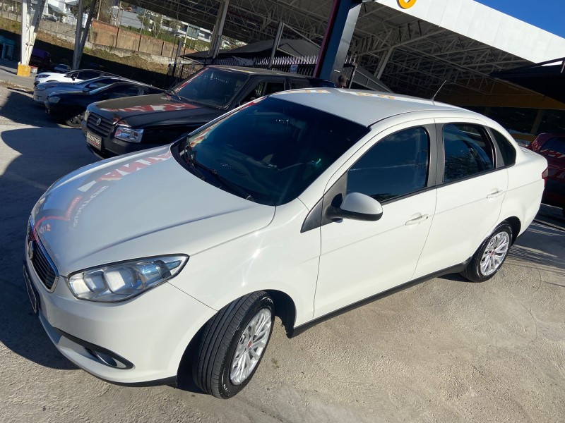 GRAND SIENA 1.4 MPI ATTRACTIVE 8V FLEX 4P MANUAL - 2018 - CAXIAS DO SUL