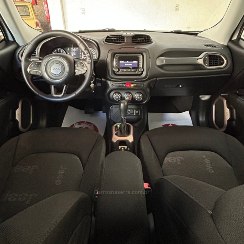 RENEGADE 1.8 16V FLEX SPORT 4P AUTOMÁTICO - 2016 - VACARIA