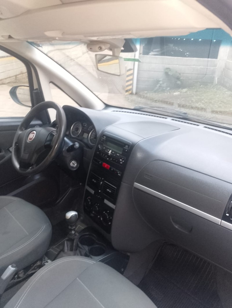 IDEA 1.6 MPI ESSENCE 16V FLEX 4P MANUAL - 2012 - ESTRELA